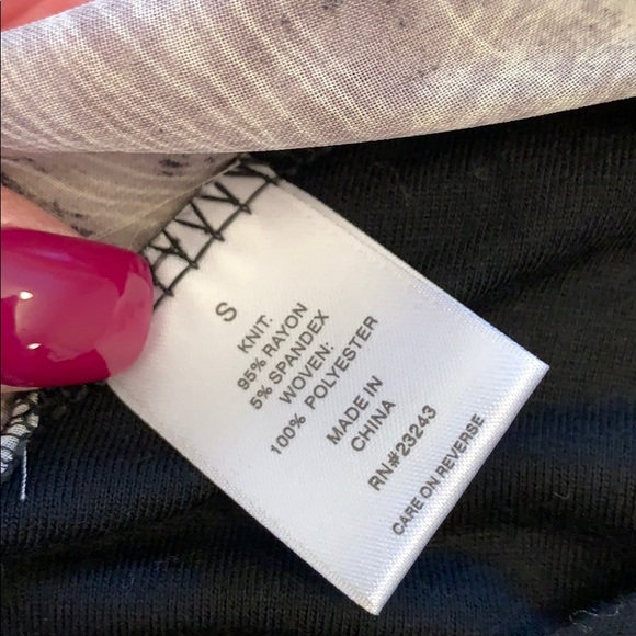 NY&CO Wrap Top Snakeskin Print - Picture 8 of 11